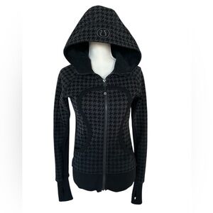 Lululemon Scuba Black and Gray Houndstooth Zip-Up Hoodie
